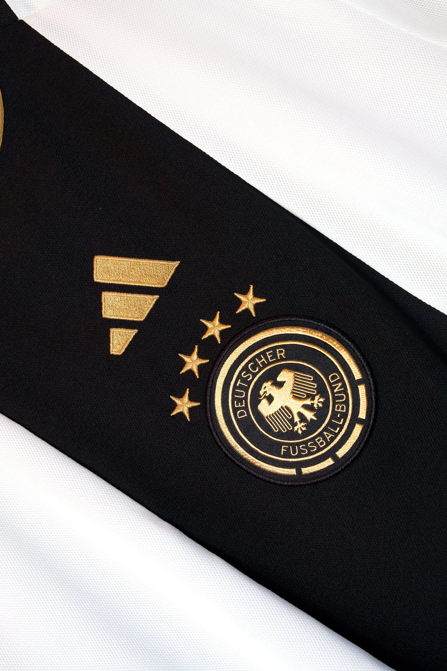 Alemania 2022-23 | Local Jersey Adidas | Talla L Slim Fit | 9/10