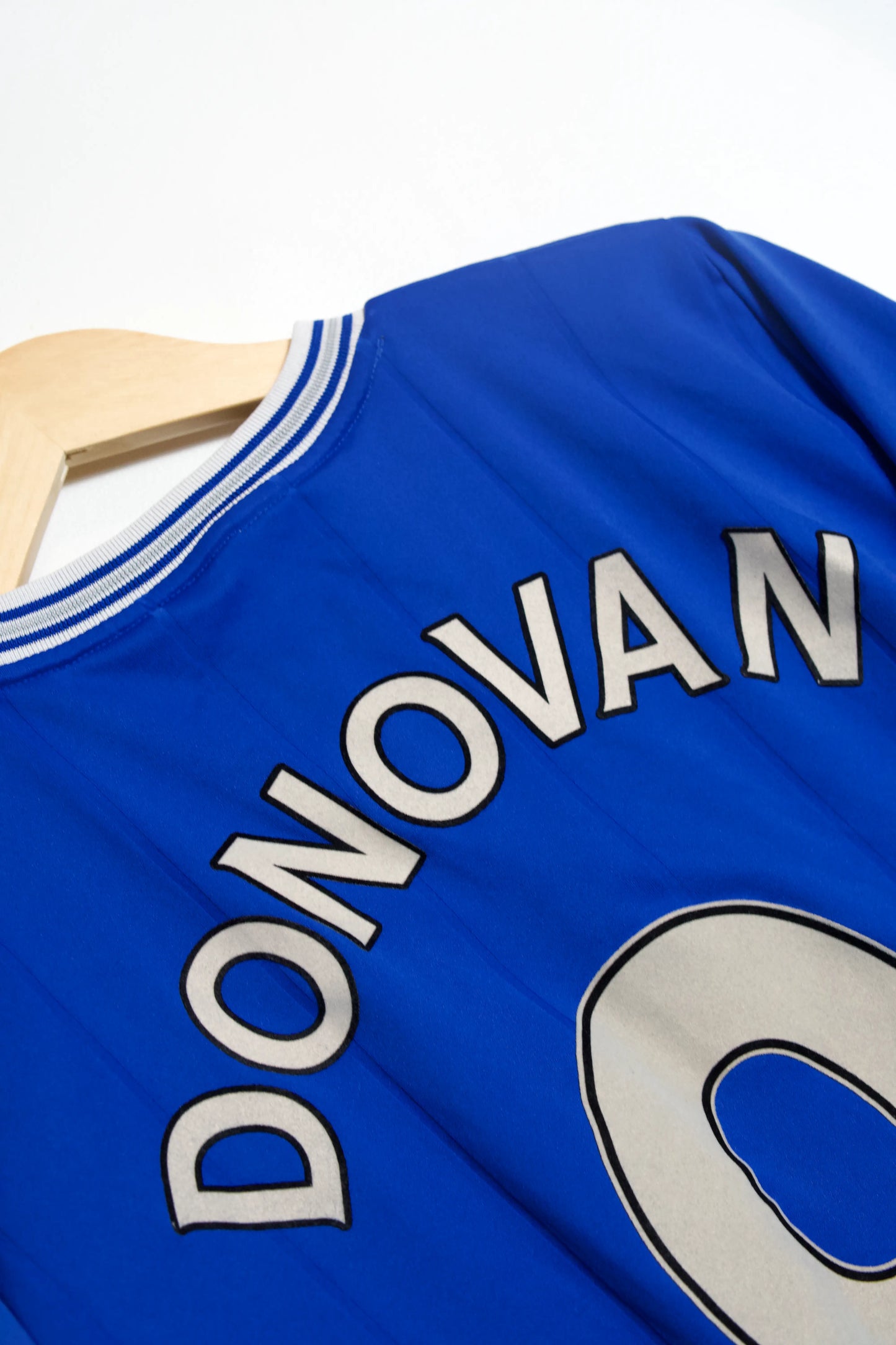 Everton 2009-10 | #9 Donovan | Local Jersey Le Coq Sportif | Talla M | 8/10